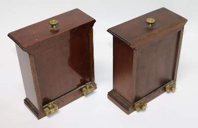 Bild Nr.3: 127-1888 Paar Galvanometer: (Varia)