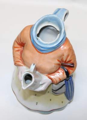 Bild Nr.5: 127-2068 Figürliche, Jugendstil: (Porzellan u. Keramik)