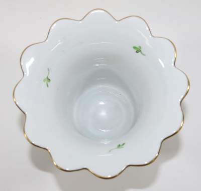 Bild Nr.2: 127-2080 Herend Cachepot: (Porzellan u. Keramik)