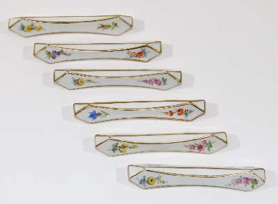 Bild Nr.1: 127-2085 Meissen 6 Messerbänkchen: (Porzellan u. Keramik, Meissen)