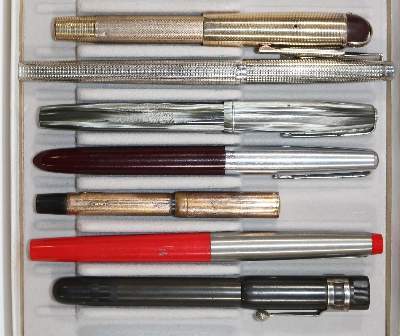 Bild Nr.2: 127-2225 Sammlung alter Schreibgeräte.: (Schreibgeräte)