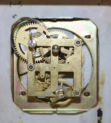 Bild Nr.4: 127-2272 Prächtige Kaminuhr.: (Uhren)