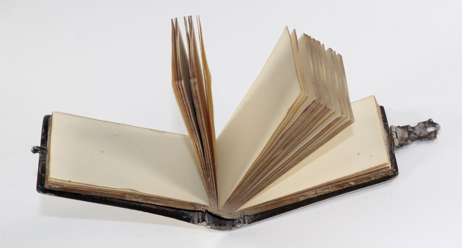 Große Abbildung Nr.4: 128-1104 Silbereinband,: (Einband)
