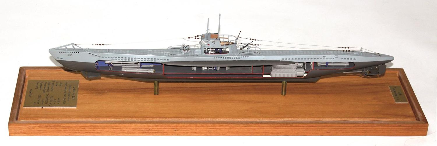 Große Abbildung Nr.1: 128-2727 U-Boot Typ VII B u.: (Varia, Seewesen)