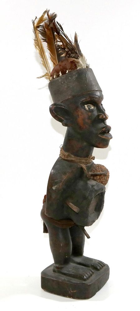 Große Abbildung Nr.2: 128-2738 Nkisi, Nkonde Zauberfigur.: (Afrika, Figuren)