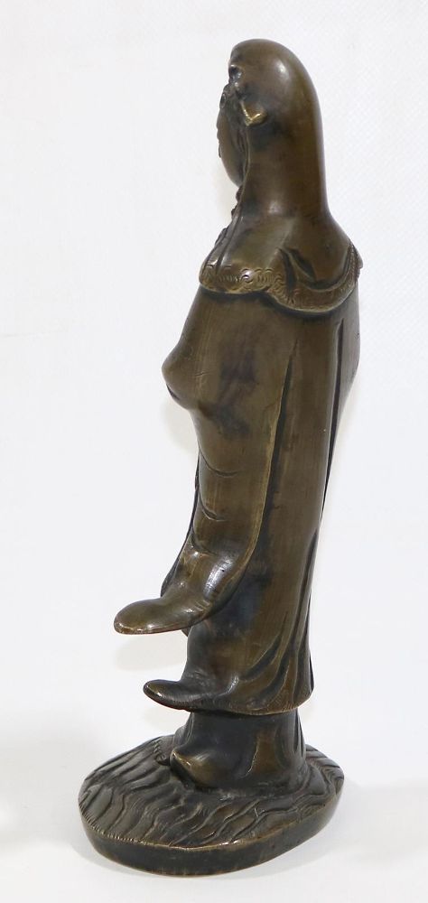 Große Abbildung Nr.3: 128-2794 Guanyin Skulptur.: (Asiatika, China)