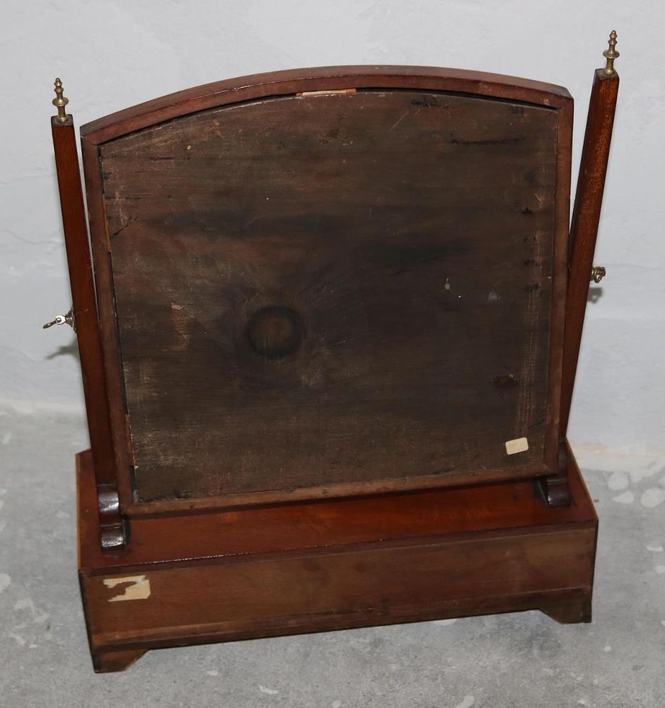 Große Abbildung Nr.2: 128-2832 Psyche Biedermeier: (Möbel)