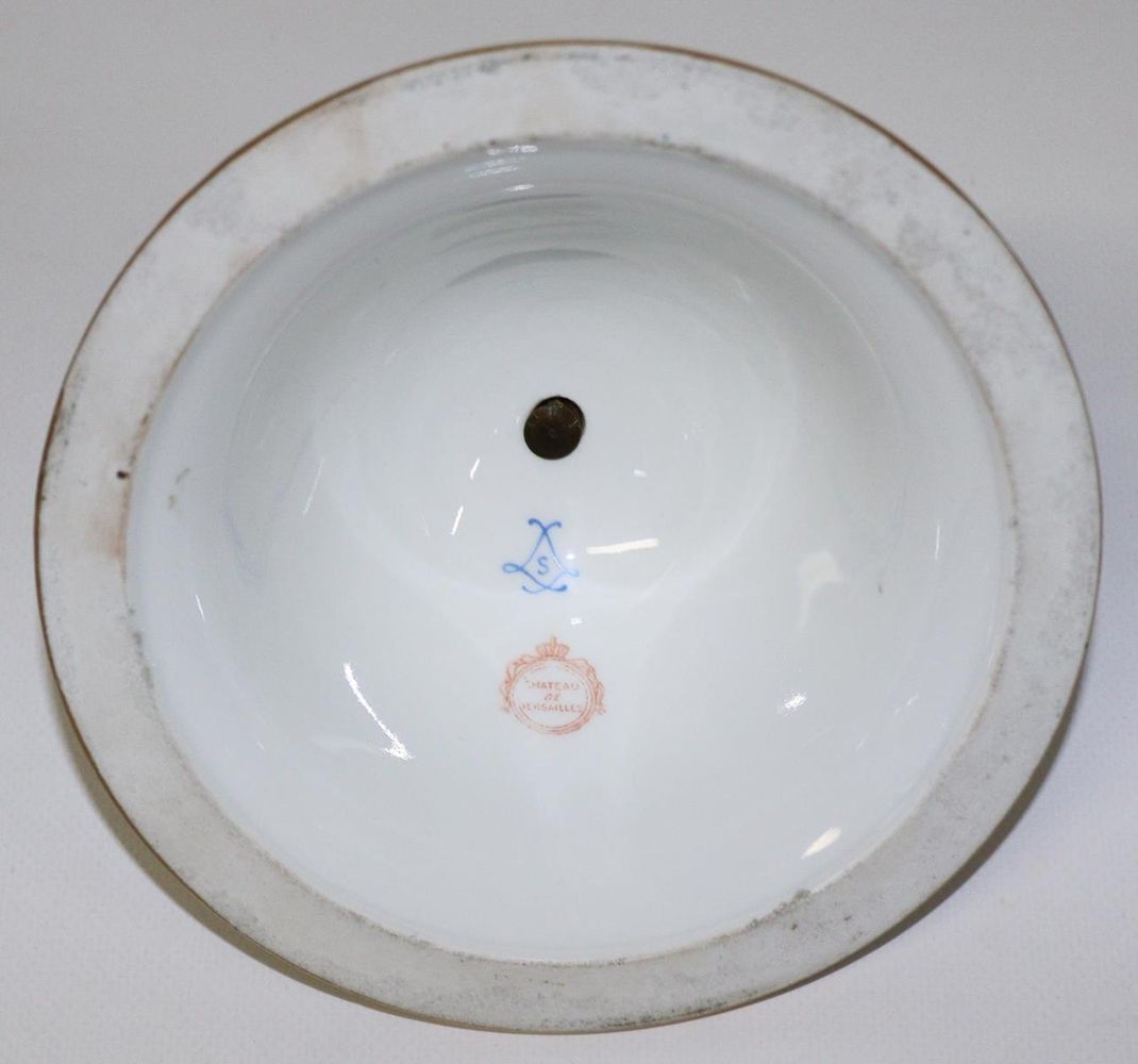 Große Abbildung Nr.5: 128-2885 Sevres Art, Amphorenvase: (Porzellan u. Keramik)