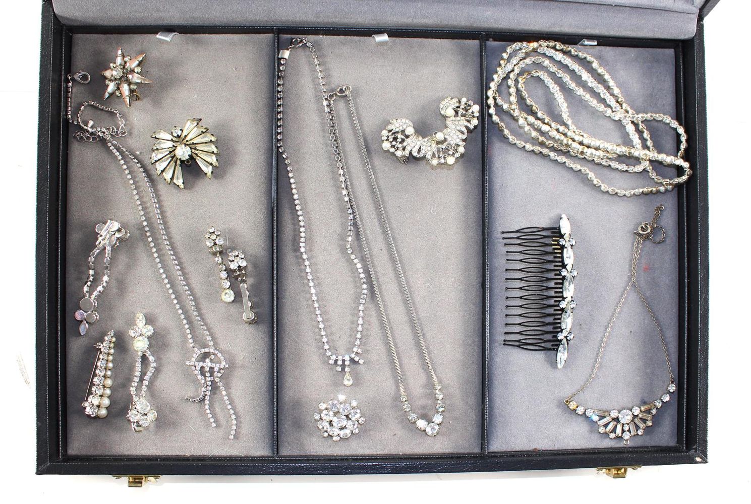 Große Abbildung Nr.2: 128-3006 Strassschmuck: (Schmuck, Modeschmuck)