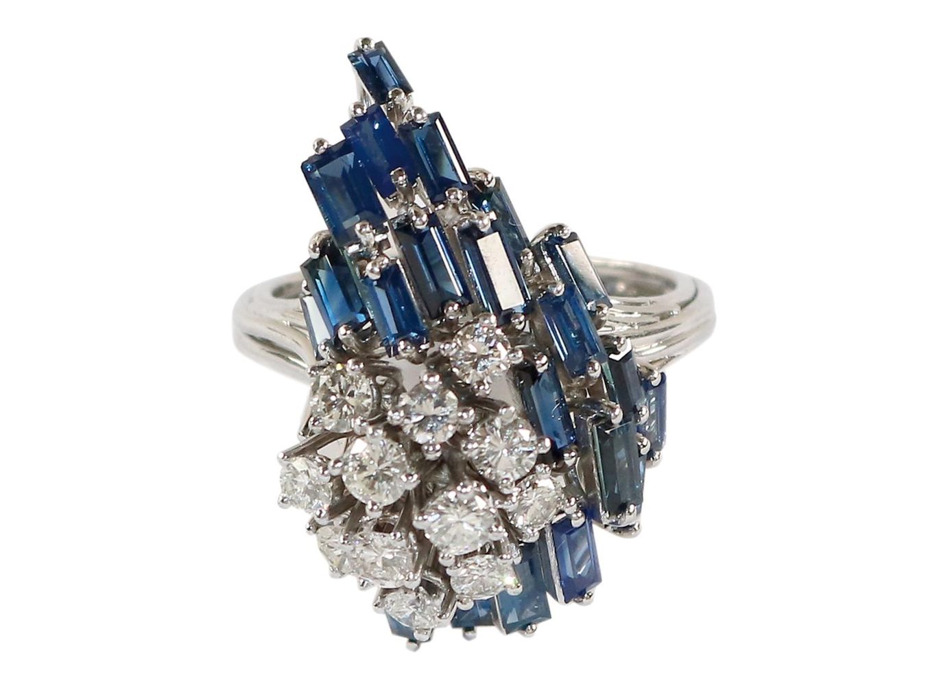 Große Abbildung Nr.1: 128-3045 Saphir-Ring.: (Schmuck, Ringe)