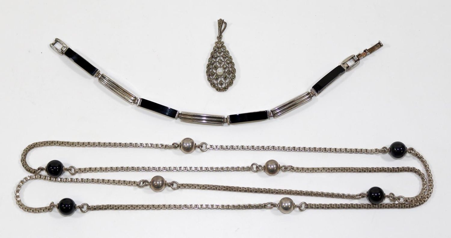 Große Abbildung Nr.2: 128-3053 Antiker Silberschmuck: (Schmuck, Sammlungen)