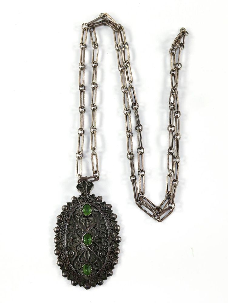 Große Abbildung Nr.2: 128-3063 Antik-, u. Silberschmuck.: (Schmuck, Sammlungen)