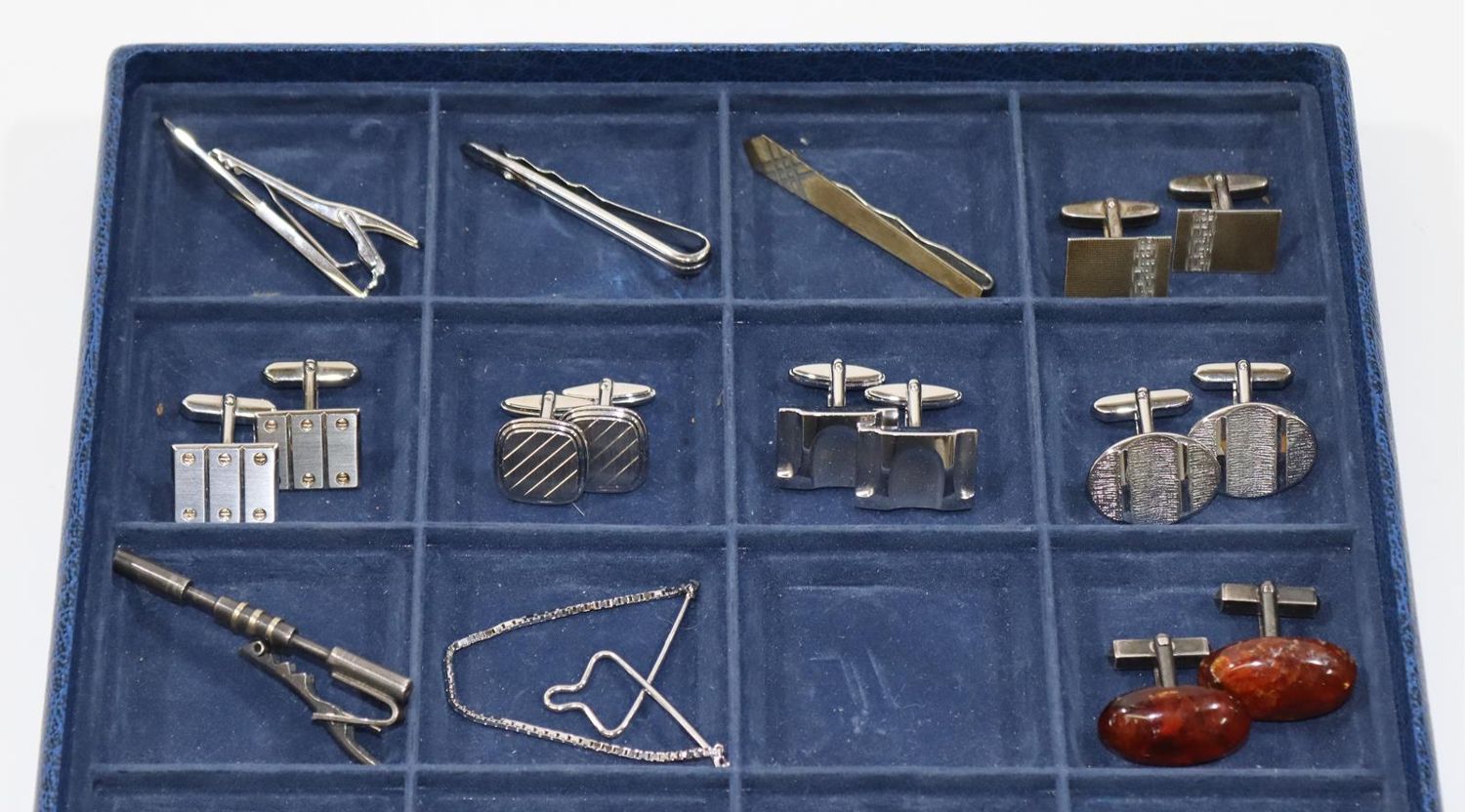 Große Abbildung Nr.1: 128-3081 Silber Herrenschmuck.: (Schmuck)