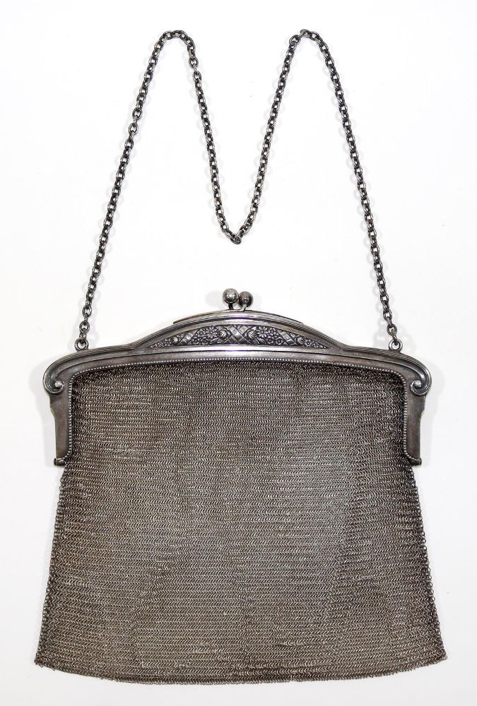 Große Abbildung Nr.1: 128-3132 Theatertasche Jugendstil.: (Silber)