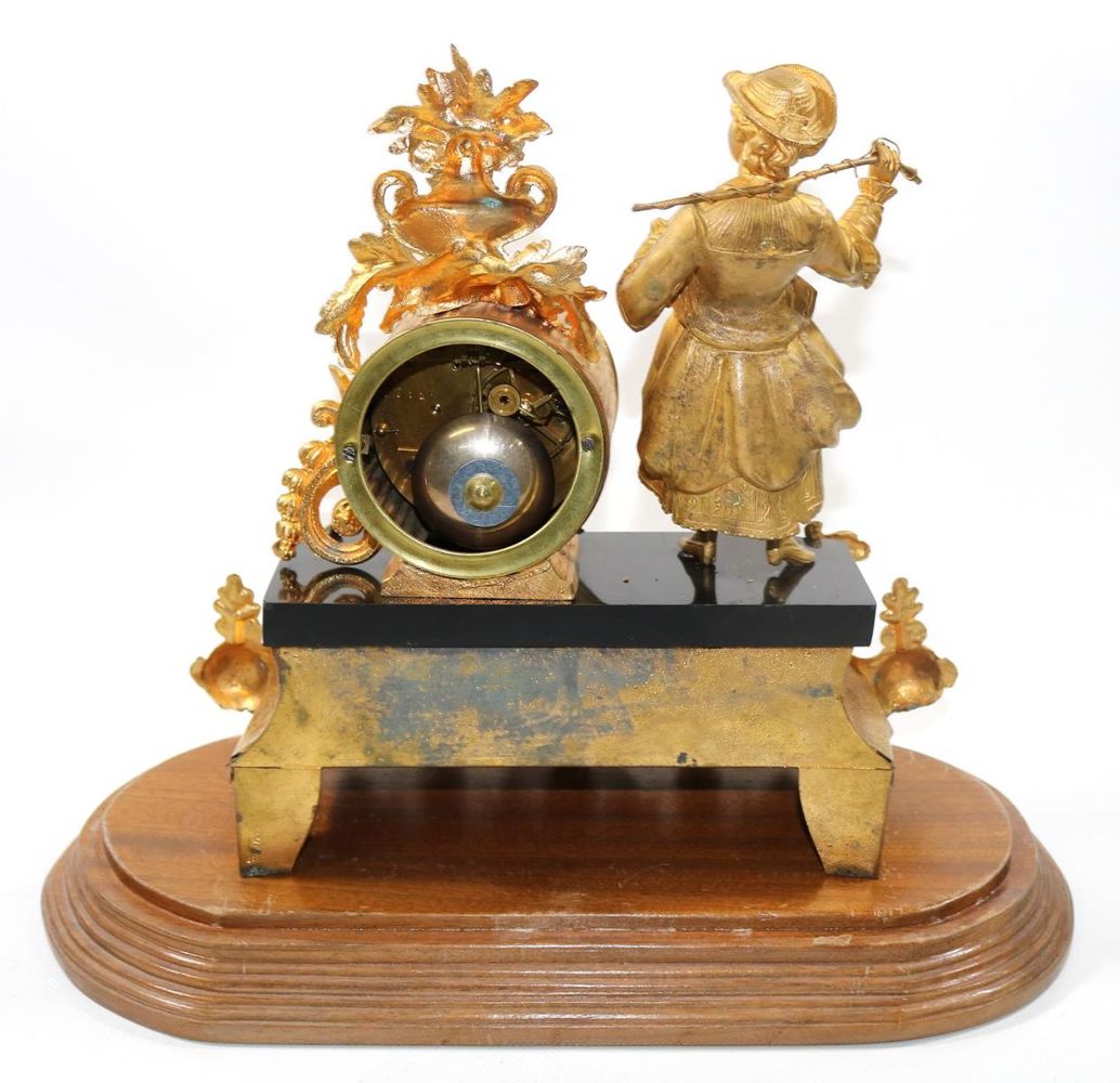 Große Abbildung Nr.2: 128-3175 Figurenpendule Franjus: (Uhren)