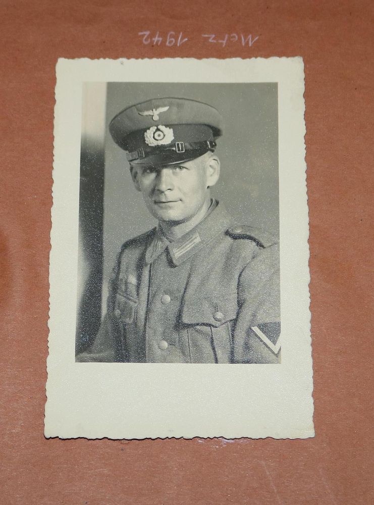 Große Abbildung Nr.1: 128-722 Fotoalbum: (Militaria, 2. Weltkrieg)