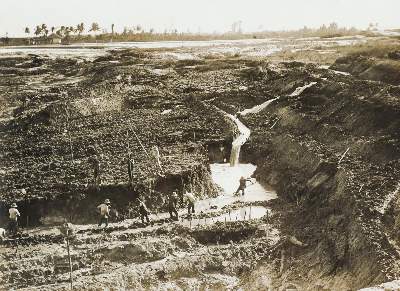 Bild Nr.7: 128-2033 Ban(g)ka.: (Verschiedene Gebiete - Varia, Bergbau, Indonesien)