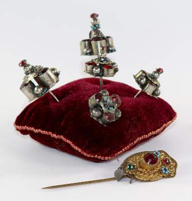 Bild Nr.2: 128-2929 Bockelnadeln Siebenbürgen.: (Schmuck)