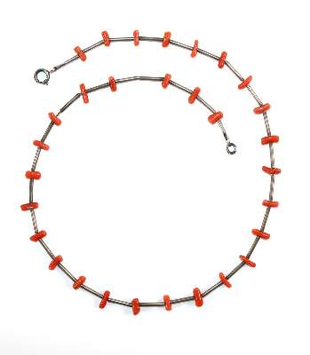 Bild Nr.4: 128-2955 Art Déco Korallencollier: (Schmuck, Colliers)