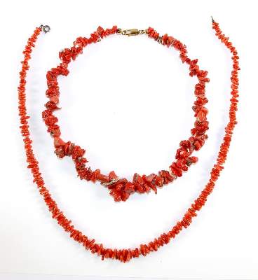 Bild Nr.1: 128-2964 Korallencolliers.: (Schmuck, Colliers)