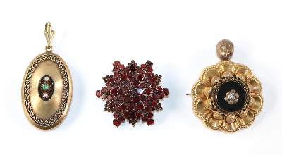 Bild Nr.1: 128-3054 Antik- Gold- u. Silberschmuck.: (Schmuck, Sammlungen)