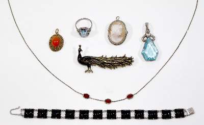 Bild Nr.3: 128-3055 Antikschmuck.: (Schmuck, Sammlungen)