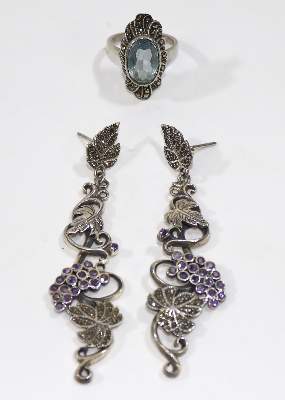 Bild Nr.2: 128-3057 Antikschmuck Pforzheim: (Schmuck, Sammlungen)