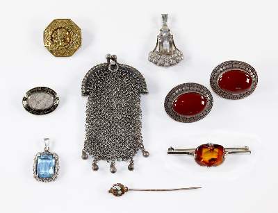 Bild Nr.1: 128-3062 Antik- u. Silberschmuck.: (Schmuck, Sammlungen)