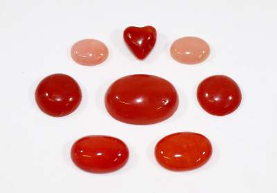 Bild Nr.1: 128-3075 Korallencabochons Australien.: (Schmuck, Schmucksteine)