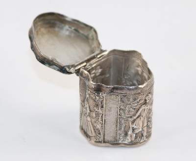 Bild Nr.2: 128-3122 Silberdose Wappendose: (Silber)