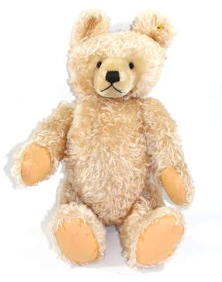 Bild Nr.1: 128-3161 Steiff großer Teddy: (Spielzeug)