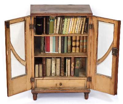 Bild Nr.2: 128-757 Miniatur-Bücherschränkchen,: (Miniaturbücher)
