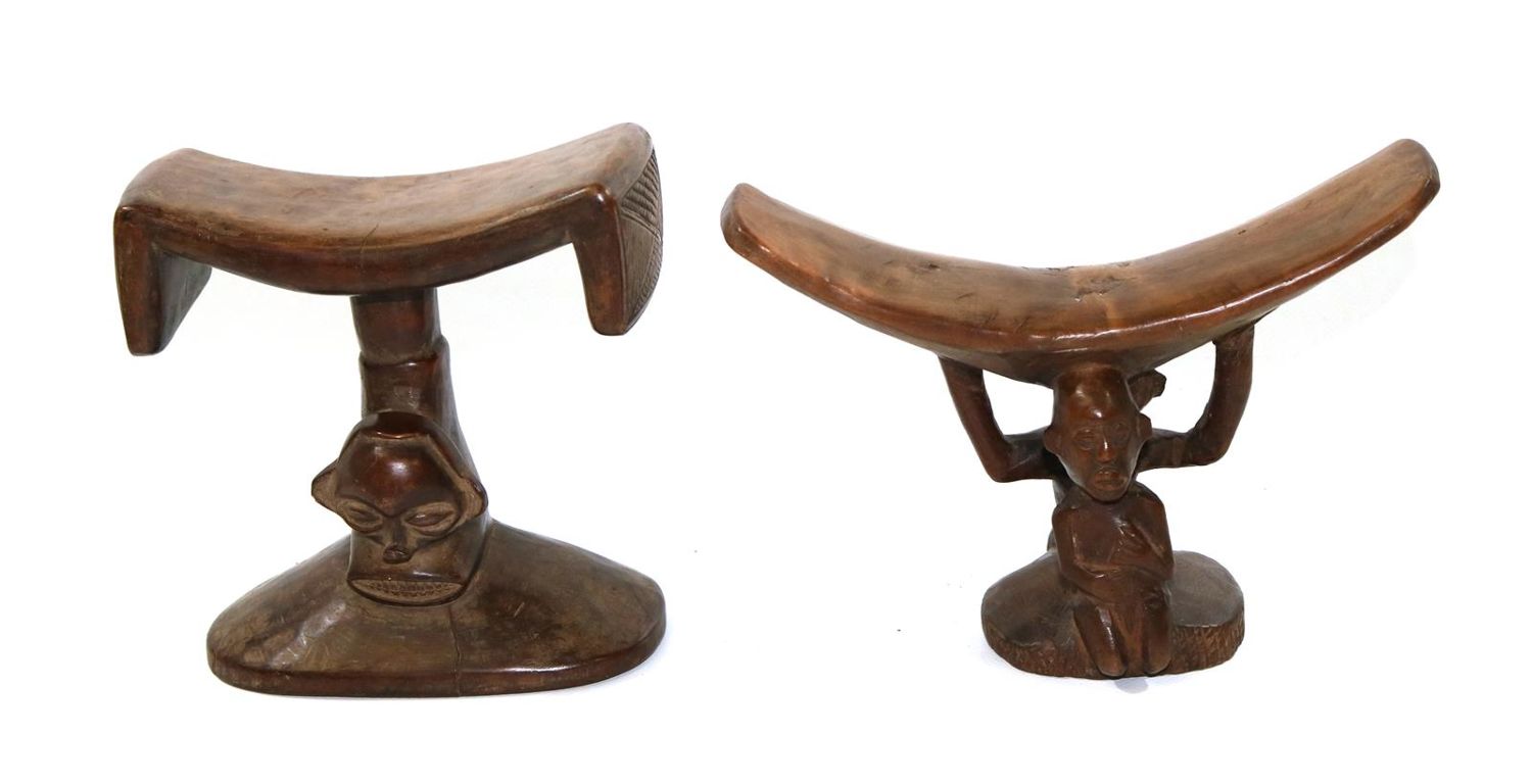 Große Abbildung Nr.1: 129-2041 Kopfstütze der Nsapo/Kongo.: (Afrika, Kongo)