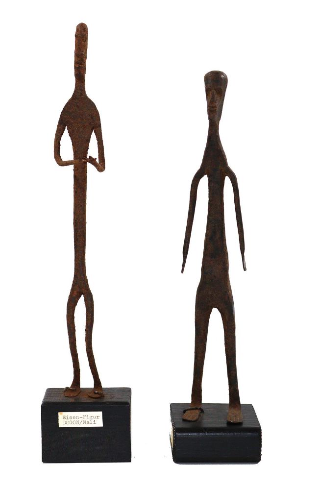 Große Abbildung Nr.1: 129-2044 Zwei stehende männliche Figuren.: (Afrika, Mali)