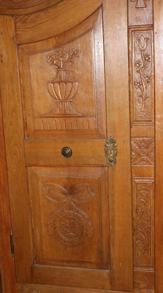 Große Abbildung Nr.24: 129-2112 Bodenseeschrank Barock.: (Möbel)