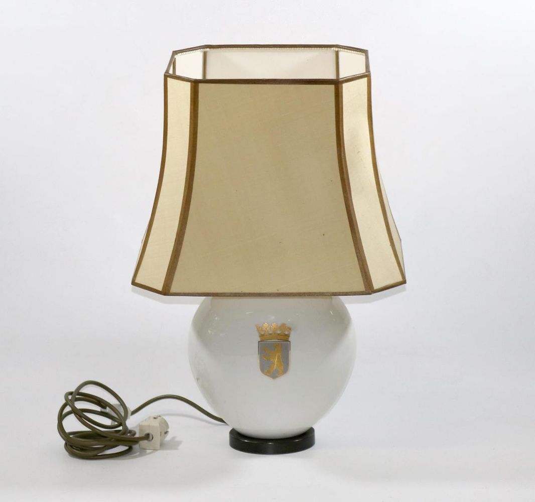 Große Abbildung Nr.1: 129-2139 KPM Berlin Tischlampe.: (Porzellan u. Keramik)