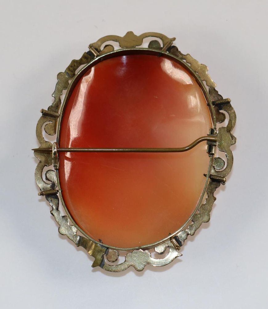 Große Abbildung Nr.2: 129-2561 Schreiberin: (Schmuck, Broschen, Gemmen und Kameen)