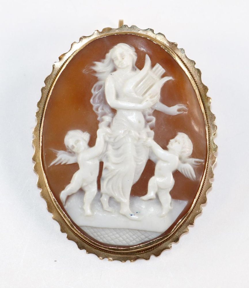 Große Abbildung Nr.1: 129-2569 Venus u. Amor.: (Schmuck, Broschen, Gemmen und Kameen)
