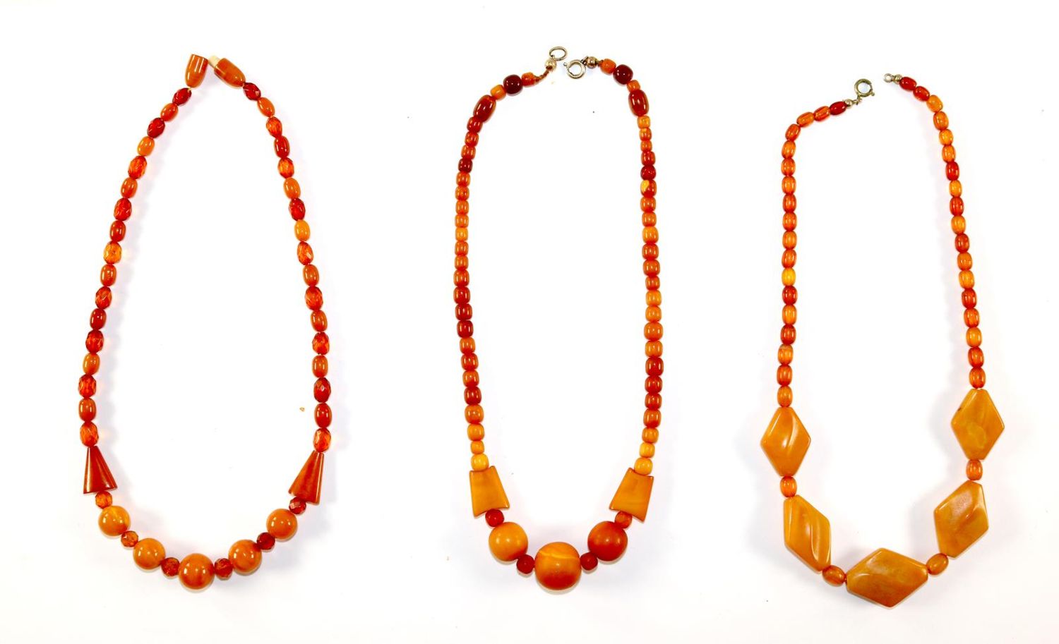 Große Abbildung Nr.1: 129-2636 Drei Art Déco: (Schmuck, Colliers)