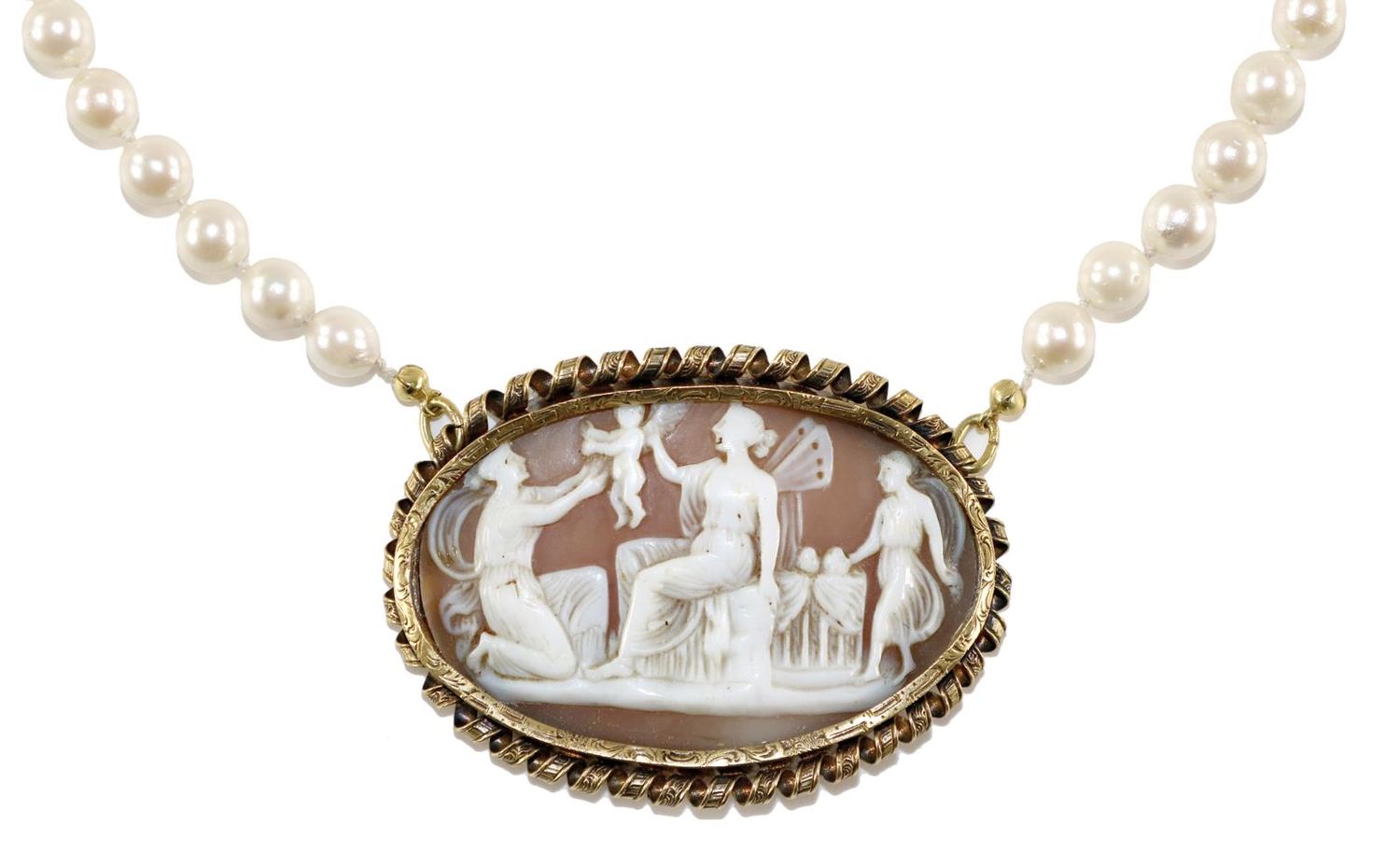 Große Abbildung Nr.1: 129-2644 Drei Engel und Kind.: (Schmuck, Colliers, Gemmen und Kameen)