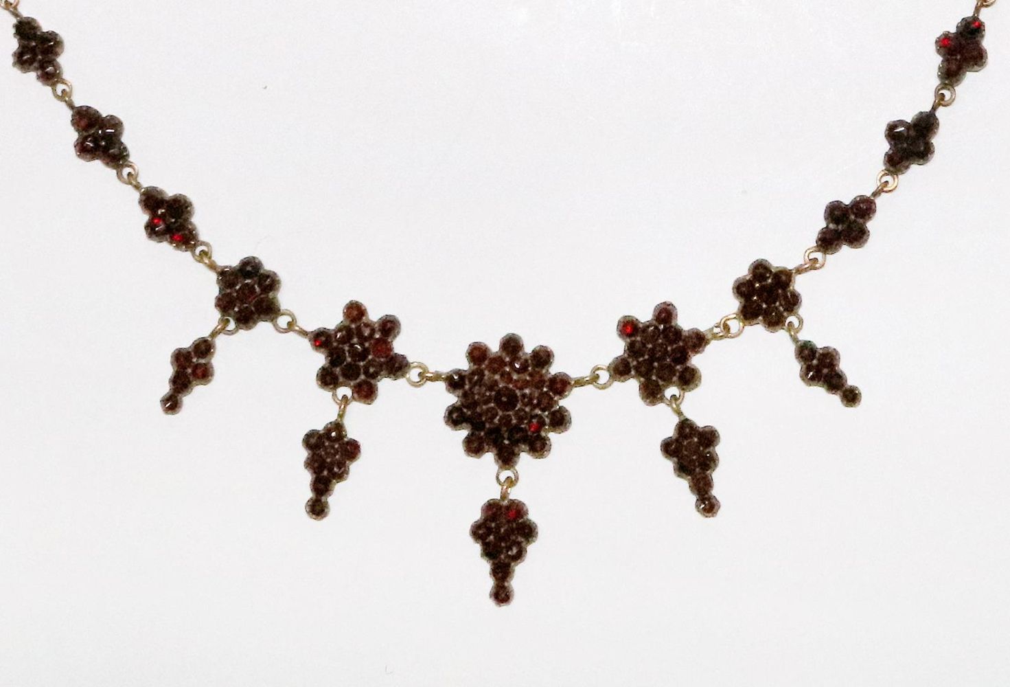 Große Abbildung Nr.1: 129-2646 Granatcollier.: (Schmuck, Colliers)