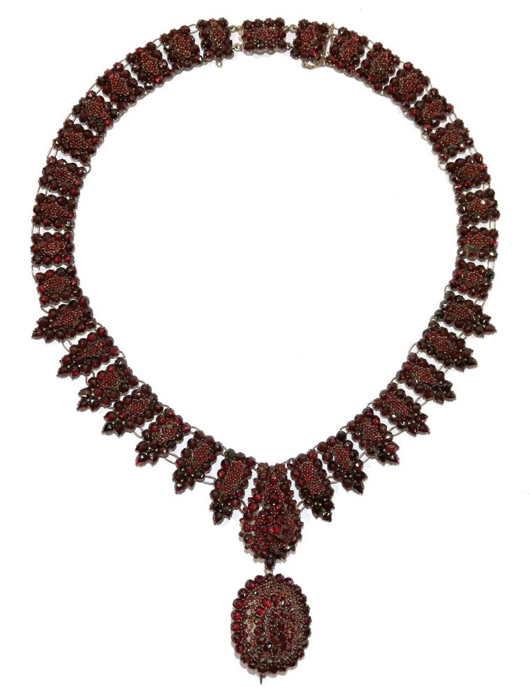 Große Abbildung Nr.1: 129-2648 Granatcollier.: (Schmuck, Colliers)
