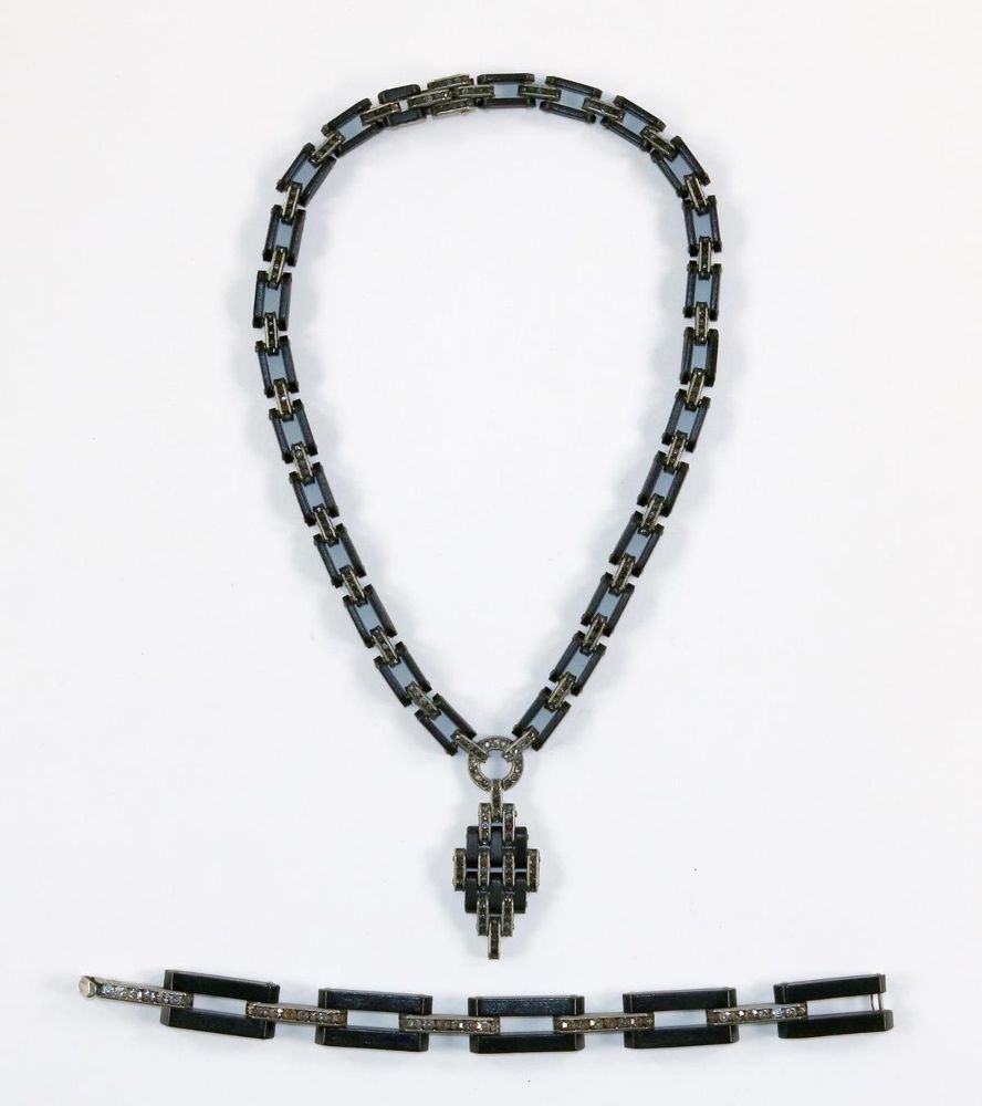 Große Abbildung Nr.1: 129-2665 Schreiber & Hiller: (Schmuck, Colliers)