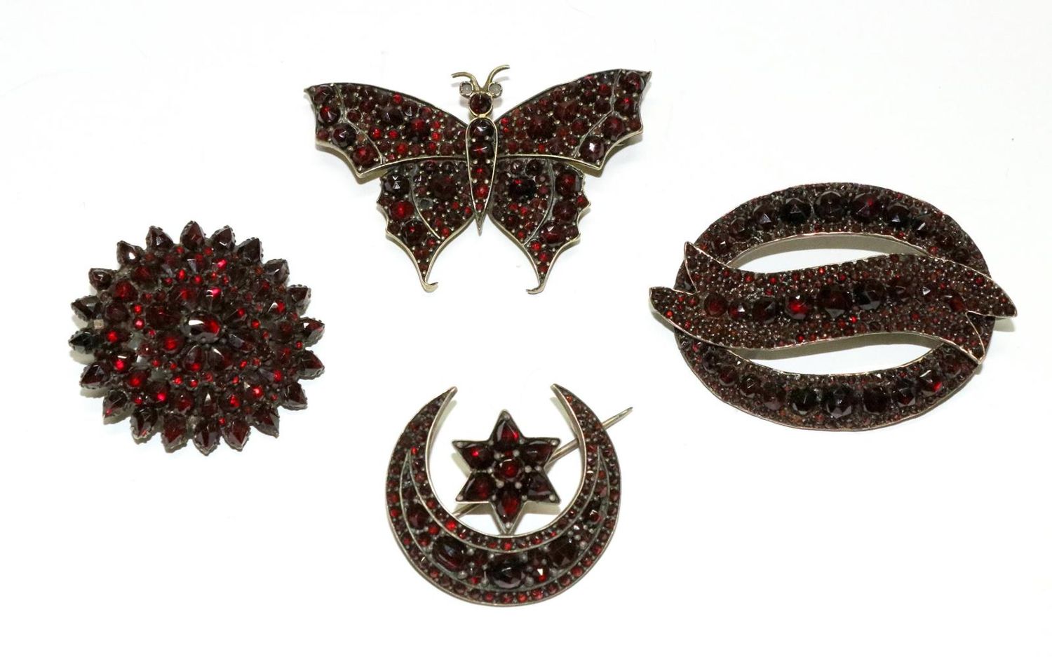 Große Abbildung Nr.1: 129-2699 Granatensemble.: (Schmuck)