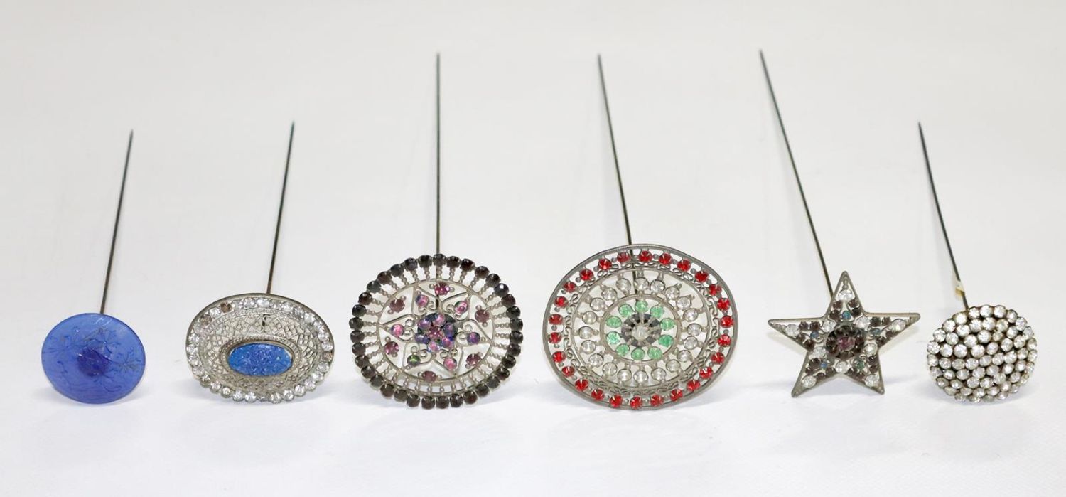 Große Abbildung Nr.3: 129-2708 Hutnadeln.: (Schmuck)
