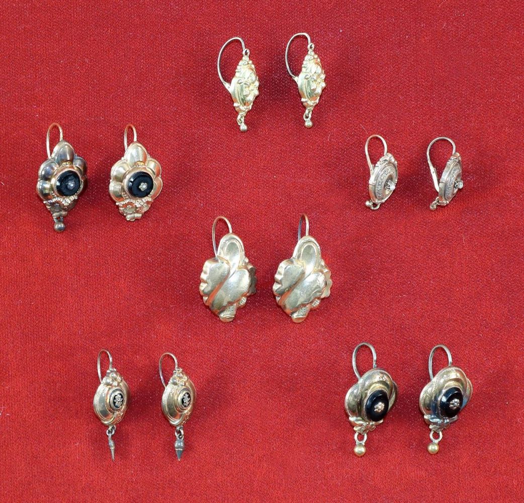 Große Abbildung Nr.1: 129-2726 Biedermeier: (Schmuck, Ohrringe)