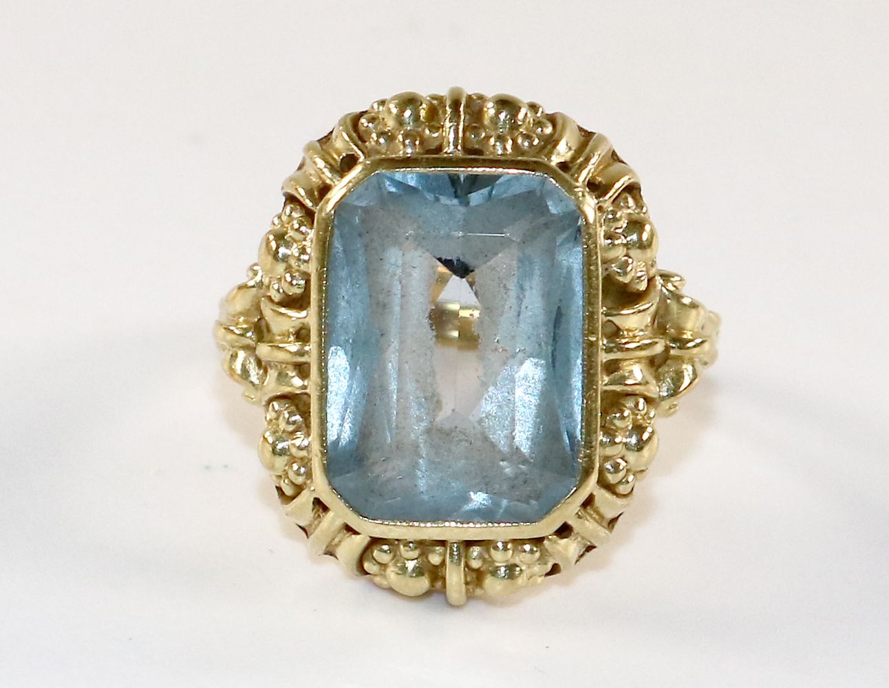 Große Abbildung Nr.1: 129-2735 Aquamarinring: (Schmuck, Ringe)