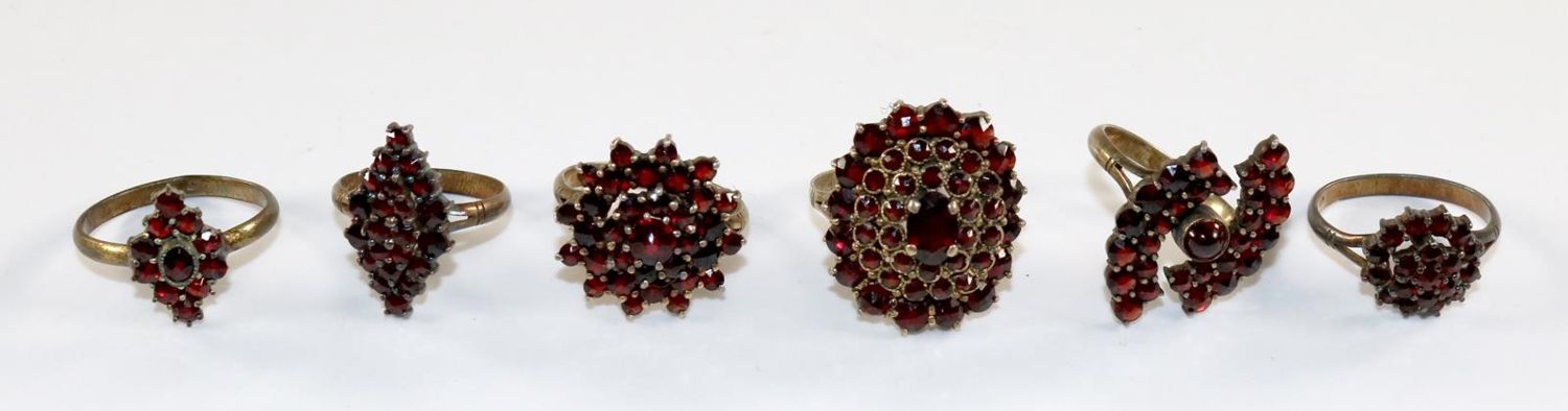 Große Abbildung Nr.1: 129-2738 Granatringe.: (Schmuck, Ringe)