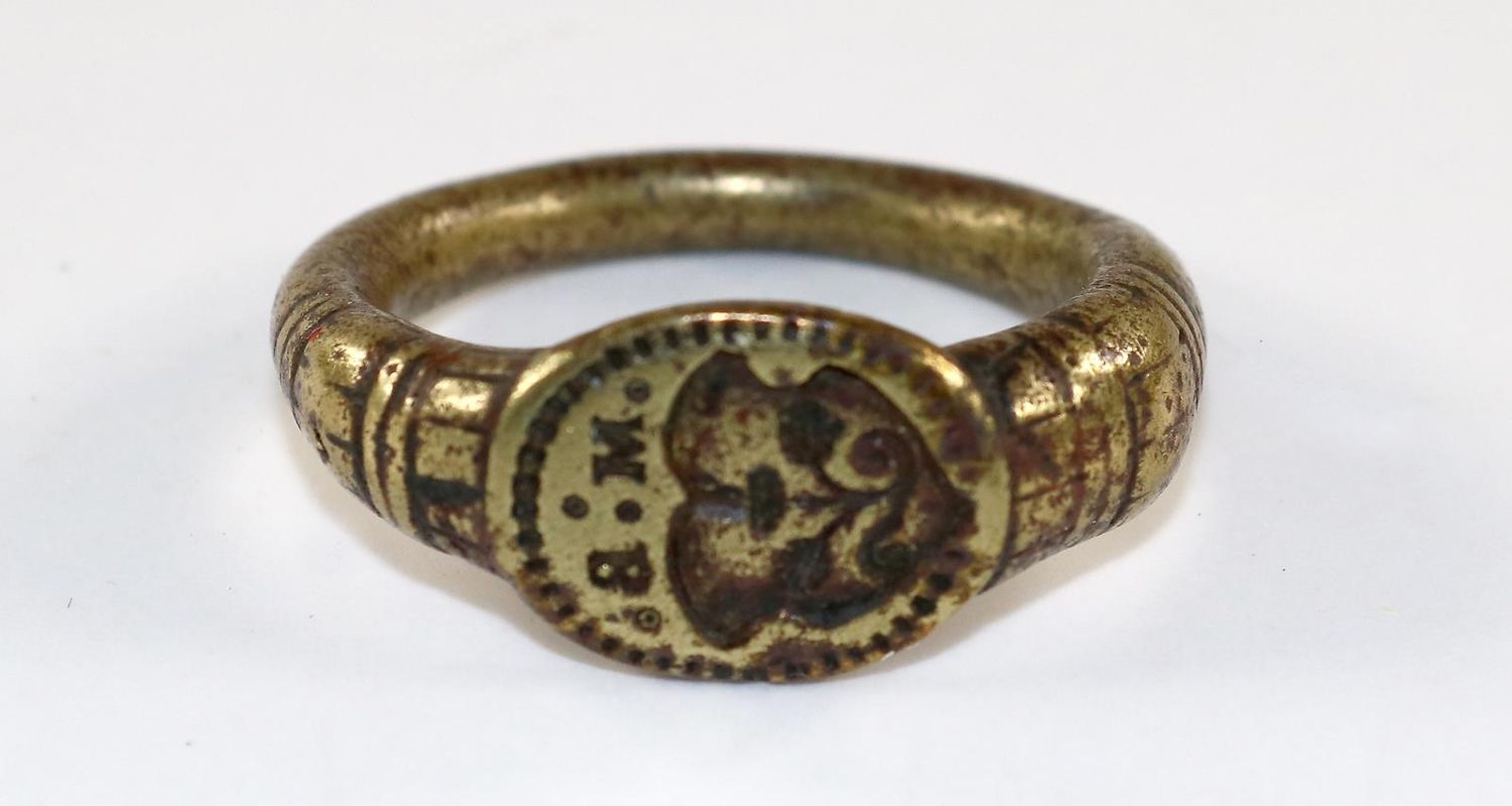 Große Abbildung Nr.1: 129-2746 Mittelalterlicher Wappenring.: (Schmuck, Ringe)