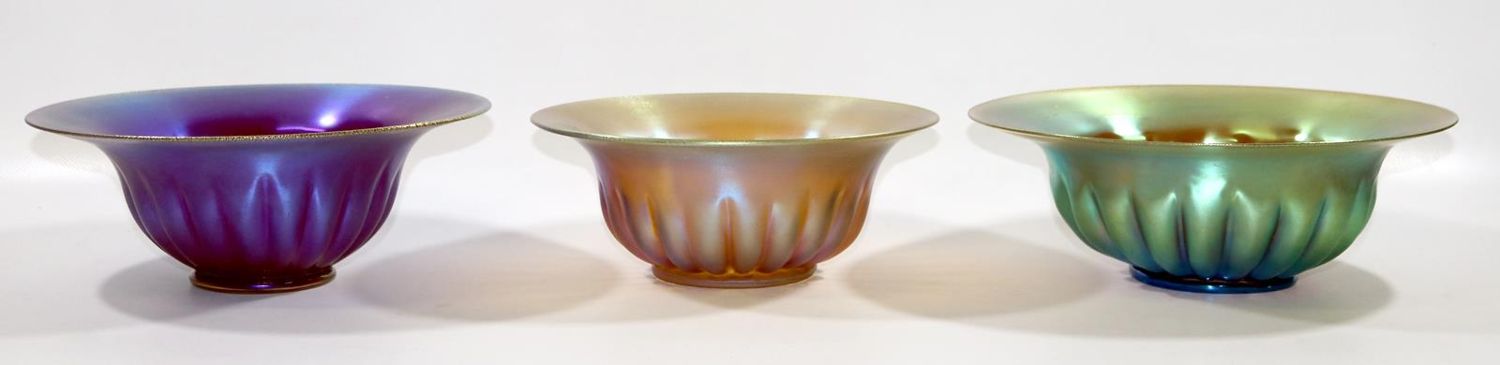 Große Abbildung Nr.2: 129-2957 Drei große Schalen: (WMF MYRA, Schalen)